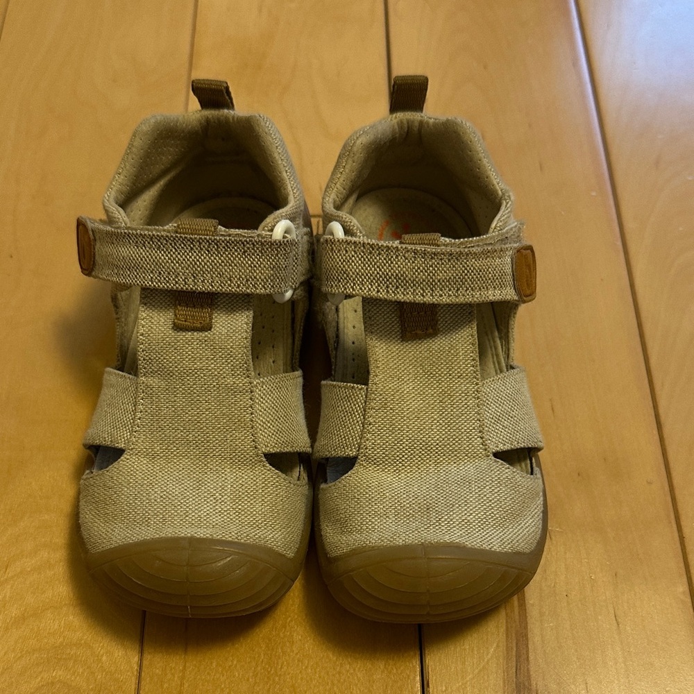 Biomecanic Tan Canvas Shoes for Toddlers